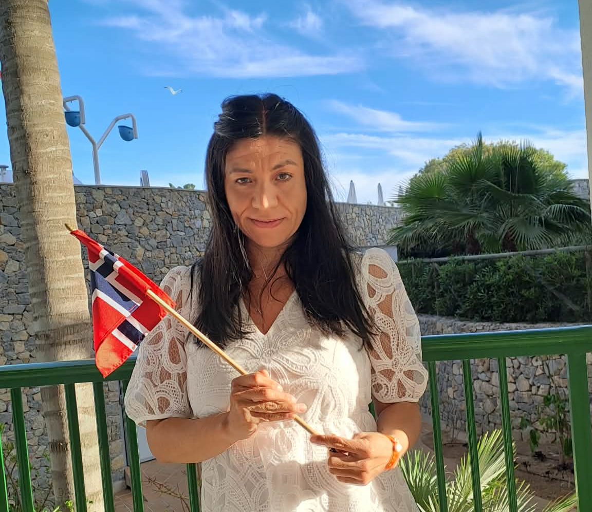 Veronica opprettet Spleis med teksten "fyll opp kiosken til Gresvik IF"